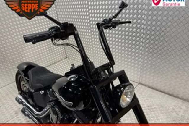 Harley-Davidson Night Train (2006) thumbnail 5