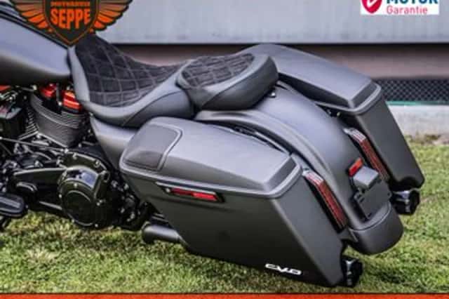 Harley-Davidson Street Glide 117 (2018) thumbnail 4
