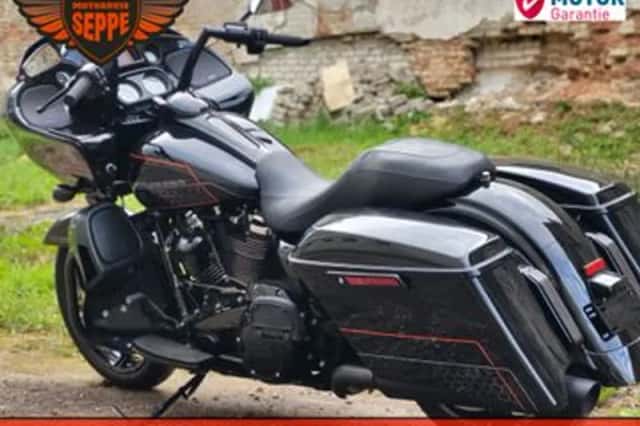 Harley-Davidson Road Glide Limited (2021) thumbnail 6