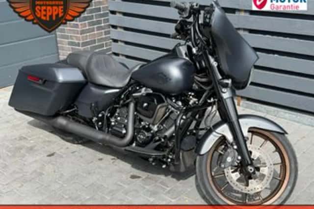 Harley-Davidson Street Glide (2023) thumbnail 5