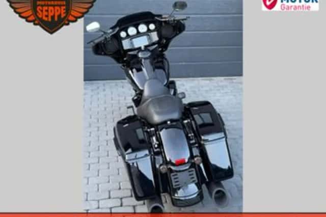 Harley-Davidson Street Glide (2019) thumbnail 3