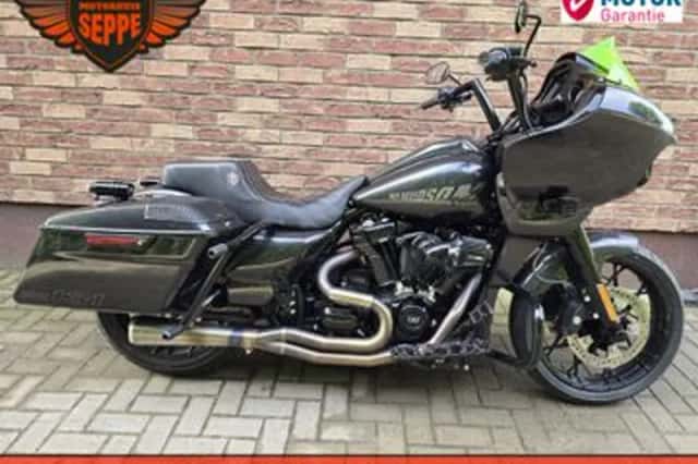 Harley-Davidson Road Glide 131 (2022) thumbnail 1