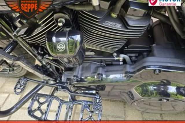 Harley-Davidson Road Glide 131 (2022) thumbnail 6