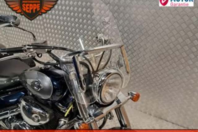 Suzuki VL 800 Volusia (2004) thumbnail 3