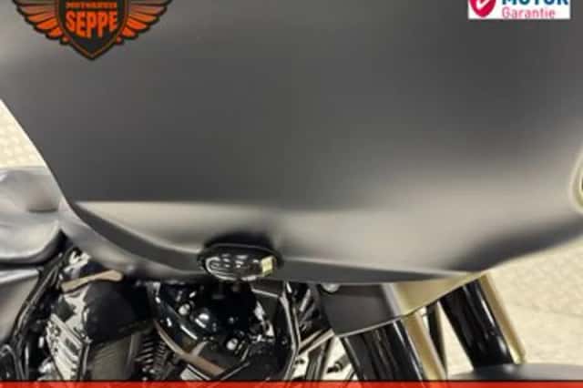 Harley-Davidson Road Glide Limited (2021) thumbnail 5