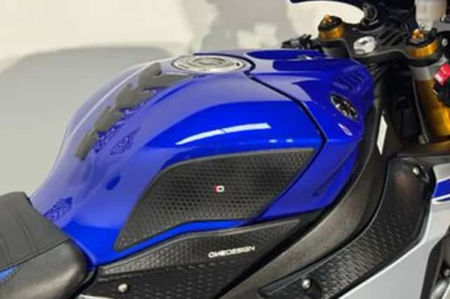 Yamaha YZF-R1 (2016) thumbnail 5
