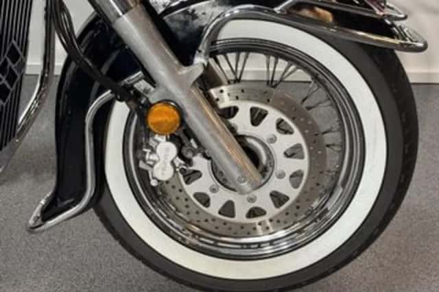 Suzuki VL 800 Volusia (2001) thumbnail 6