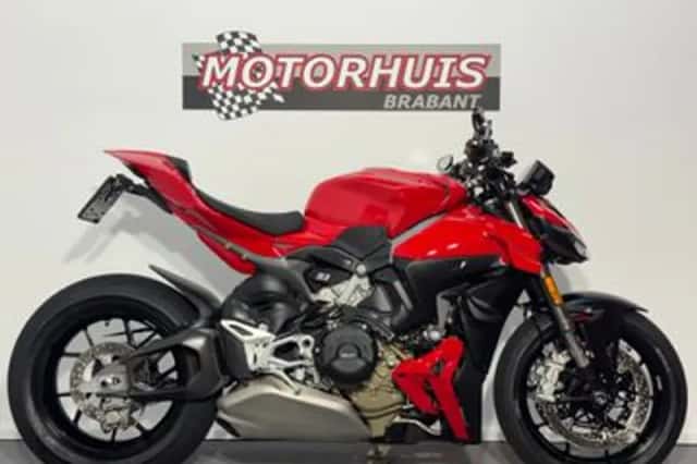 Ducati Streetfighter V4 (2025) thumbnail 1
