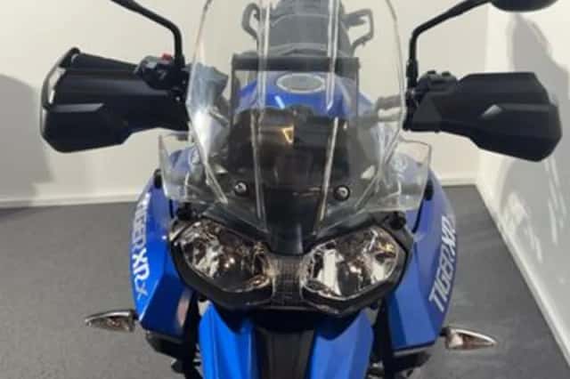 Triumph Tiger 800 XRX (2015) thumbnail 6