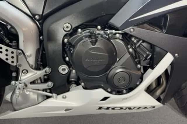 Honda CBR600RR (2007) thumbnail 2
