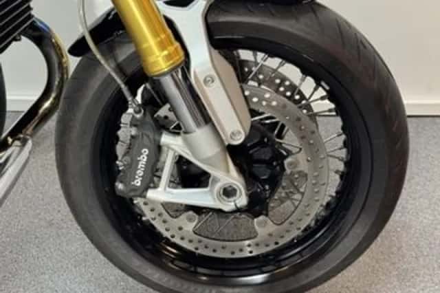 BMW R Nine T (2015) thumbnail 6