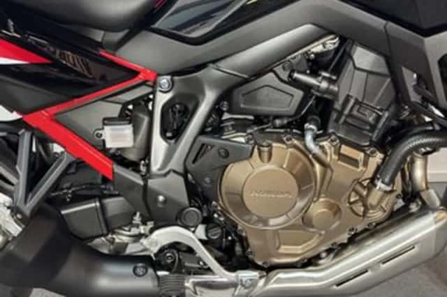 Honda CRF 1100 L Africa Twin (2024) thumbnail 2