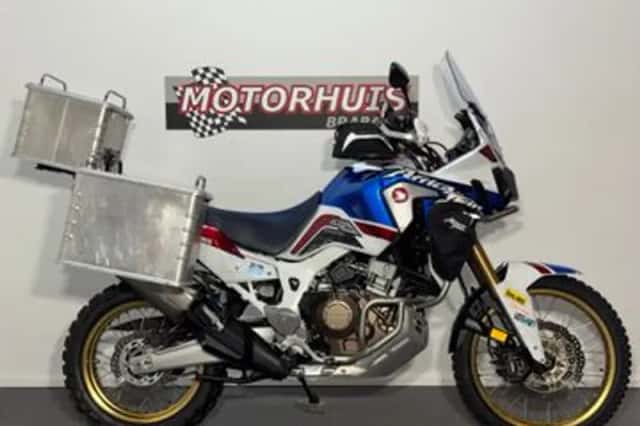 Honda CRF 1000 L Africa Twin (2018) thumbnail 1