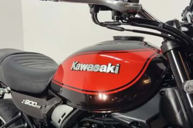 Kawasaki Z900RS (2018) thumbnail 6