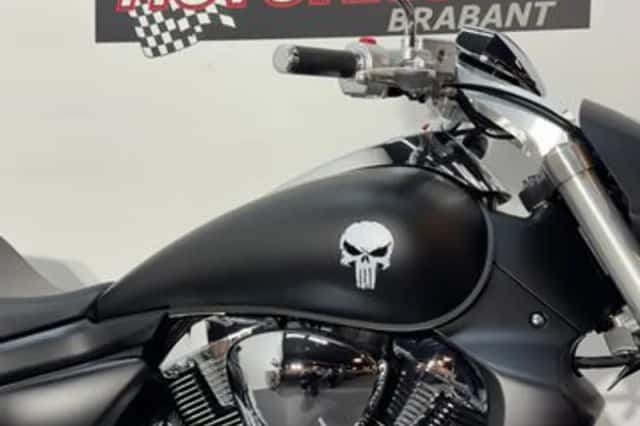 Suzuki Intruder M1800 (2009) thumbnail 3