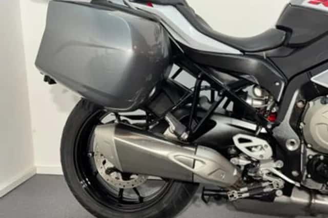 BMW S 1000 XR (2016) thumbnail 3