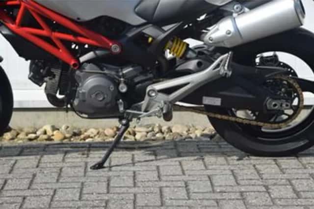 Ducati Monster 696 (2009) thumbnail 6