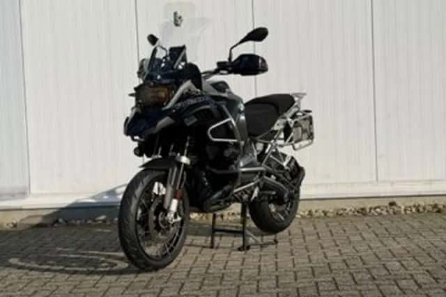 BMW R 1200 GS Adventure (2017) thumbnail 3