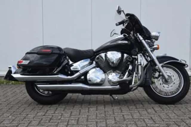 Honda VTX 1300 (2003) thumbnail 2