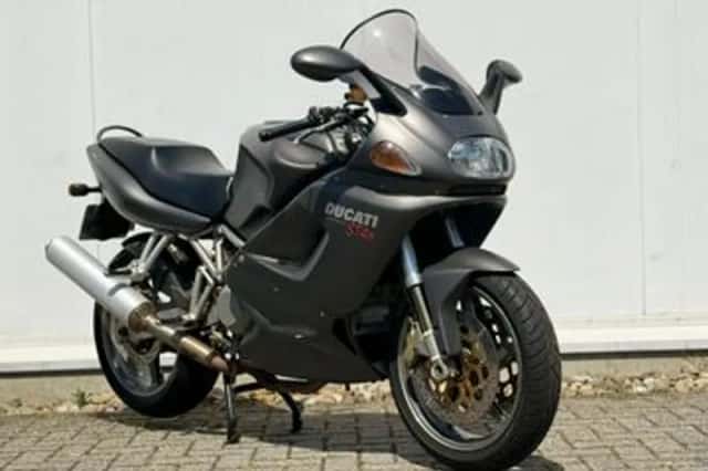Ducati ST 4S (2004) thumbnail 4