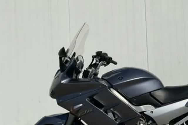 Yamaha FJR1300 (2004) thumbnail 5