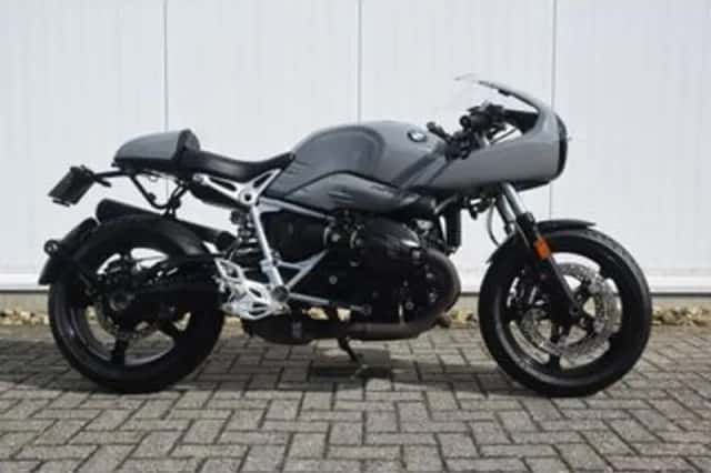 BMW R NINE T RACER (2018) thumbnail 2