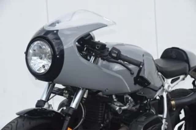 BMW R NINE T RACER (2018) thumbnail 3