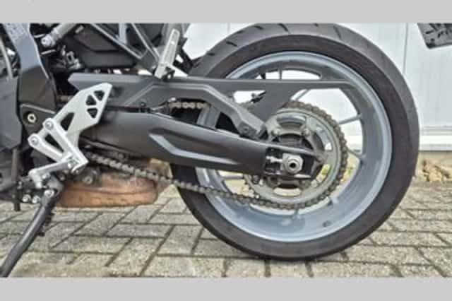 Suzuki GSX-8R (2024) thumbnail 4