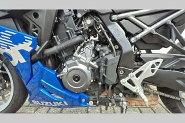 Suzuki GSX-8R (2024) thumbnail 5