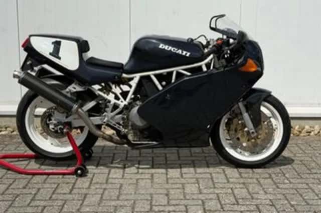 Ducati 900 SSC (1992) thumbnail 2