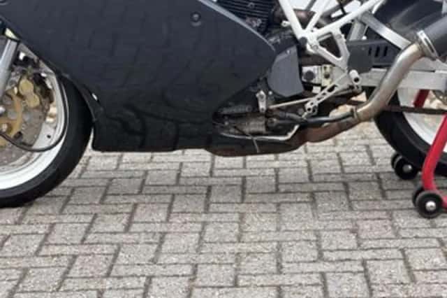 Ducati 900 SSC (1992) thumbnail 6