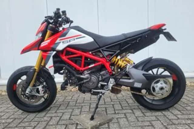 Ducati Hypermotard 950 SP (2022) thumbnail 1