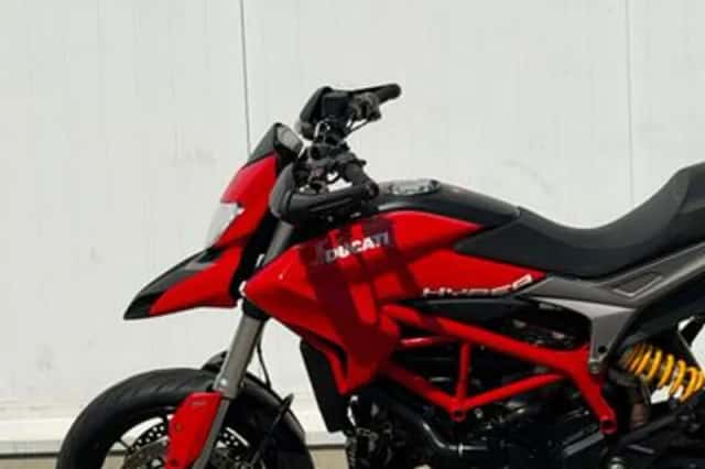 Ducati Hypermotard 821 (2013) thumbnail 5