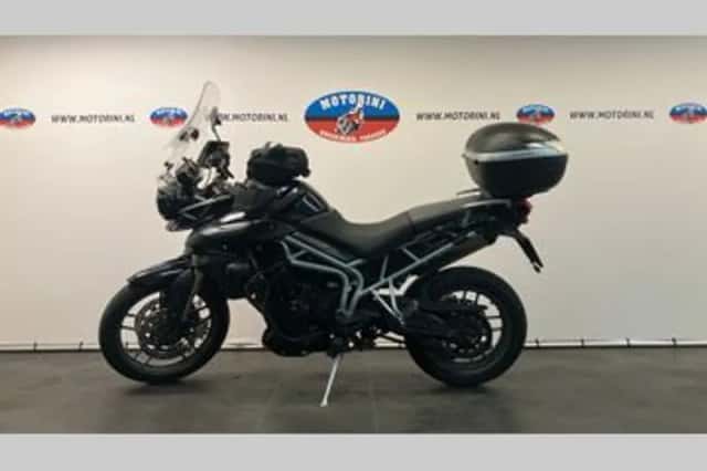 TRIUMPH TIGER 800 (2011) thumbnail 2
