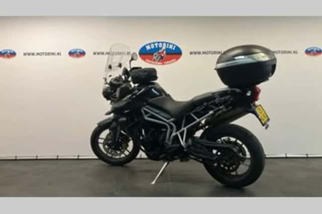 TRIUMPH TIGER 800 (2011) thumbnail 4