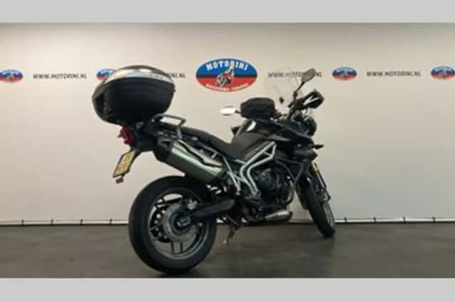 TRIUMPH TIGER 800 (2011) thumbnail 5