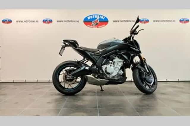 CFMoto 675 NK (2025) thumbnail 1