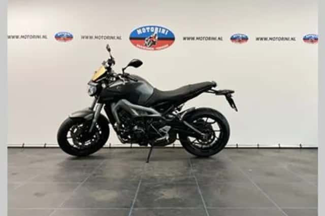 YAMAHA MT 09 ABS (2014) thumbnail 5