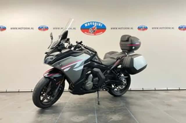 CFMoto 650GT (2023) thumbnail 3