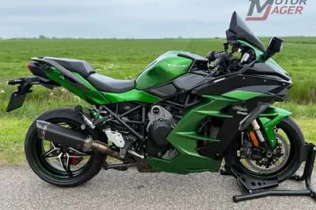 KAWASAKI NINJA H2 SX SE TOURER (2018) thumbnail 4