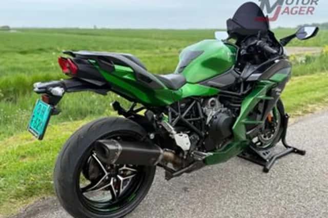 KAWASAKI NINJA H2 SX SE TOURER (2018) thumbnail 6