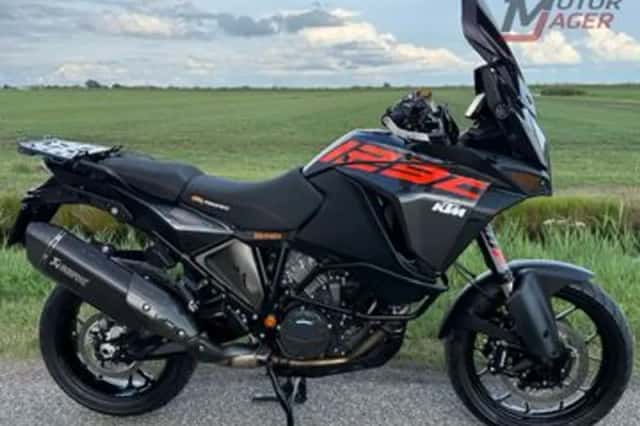 KTM 1290 Super Adventure (2017) thumbnail 2