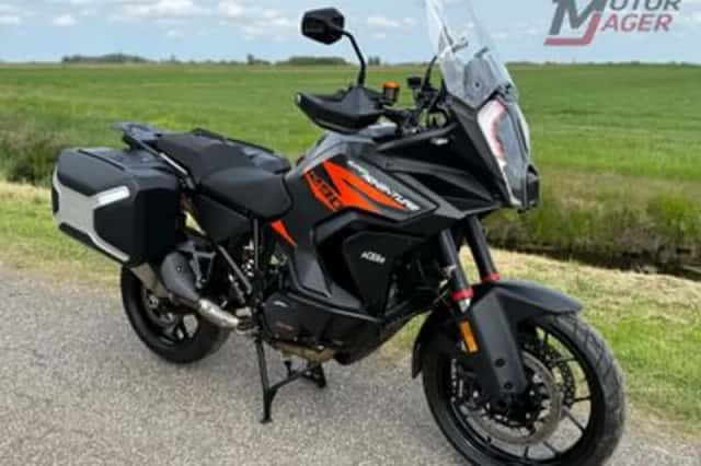 KTM 1290 SUPER ADVENTURE S (2021) thumbnail 1
