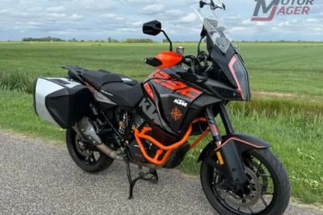 KTM 1290 Super Adventure (2018) thumbnail 1