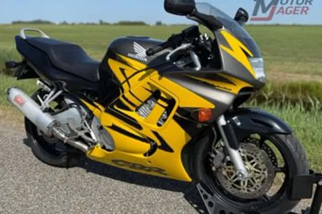 Honda CBR600F (1997) thumbnail 1