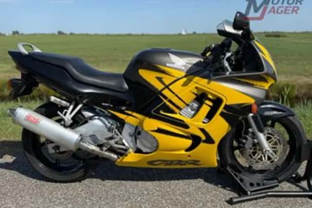 Honda CBR600F (1997) thumbnail 2