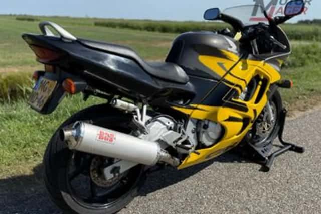 Honda CBR600F (1997) thumbnail 3