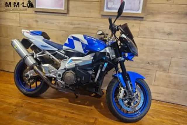 Aprilia Tuono 1000 R (2007) thumbnail 2