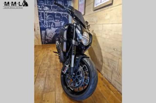 Ducati Diavel Cromo (2012) thumbnail 2