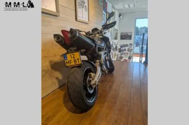 Aprilia Dorsoduro 750 (2010) thumbnail 6